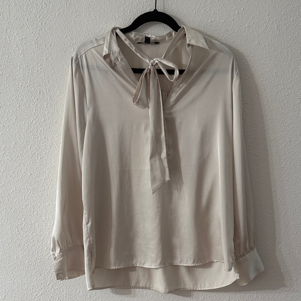 Banana Republic Cream Tie-Neck Blouse